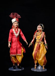 The Marathi Vadhu-Var Couple Doll